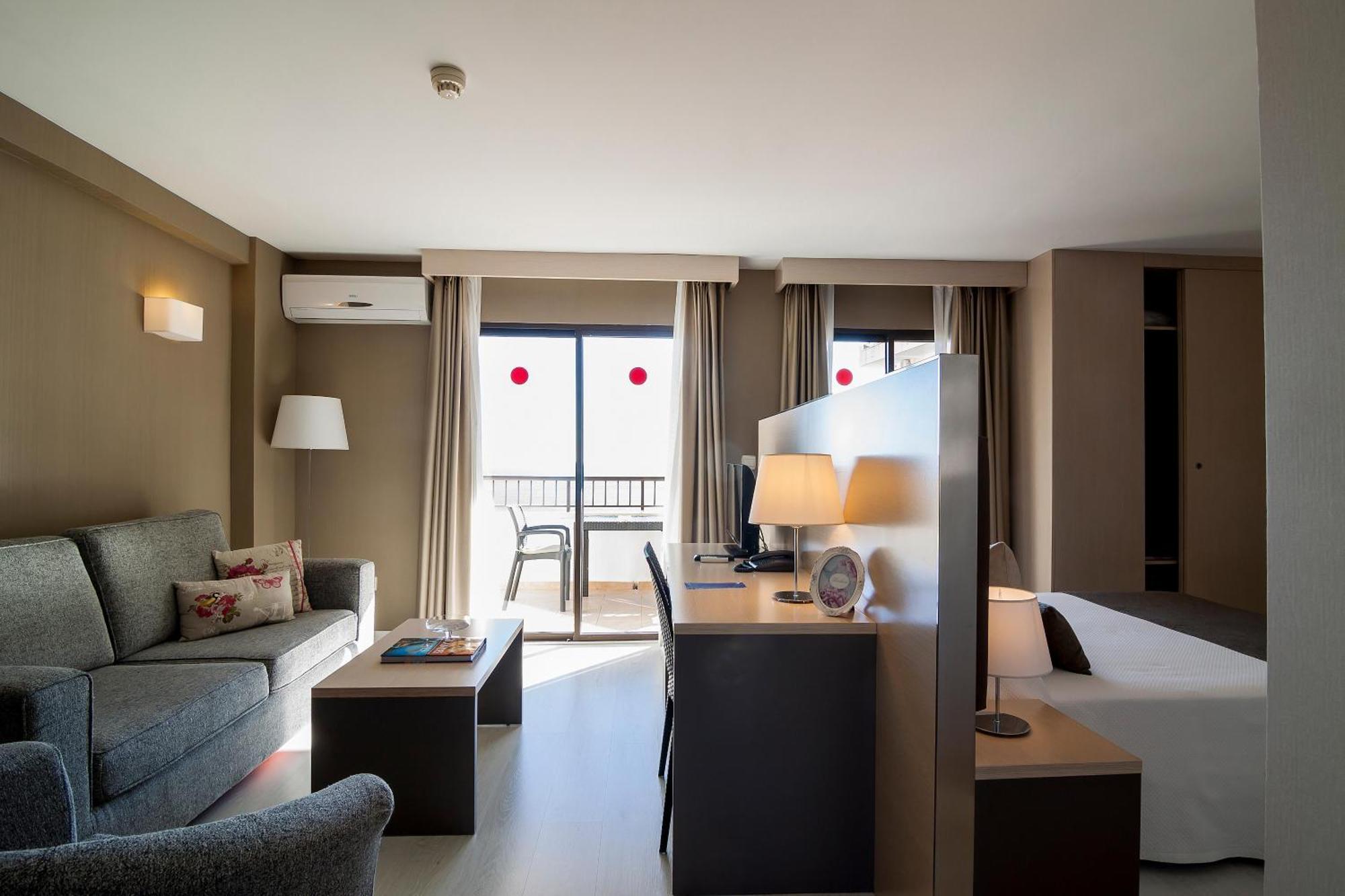 Hotel Playas De 3*